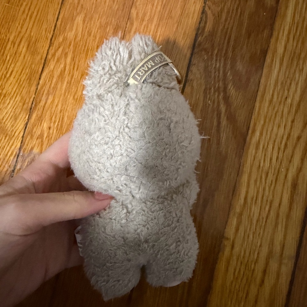 Labubu Keychain - Picture 2 of 3